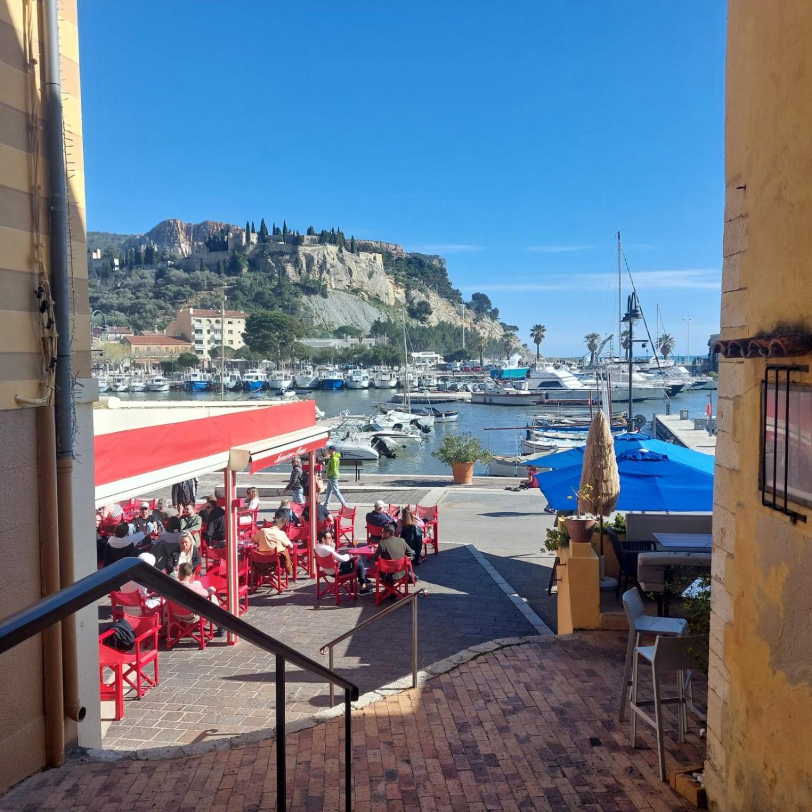 Appartement Le Mehari Cassis Zewnętrze zdjęcie